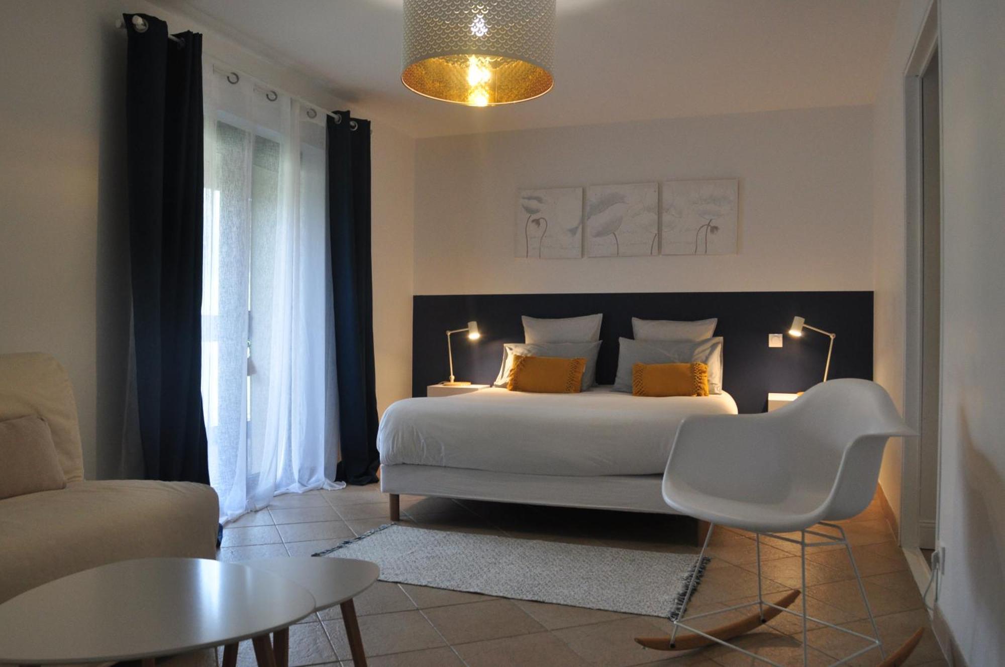 Chambre D'Hotes A La Cle Des Champs Varen エクステリア 写真